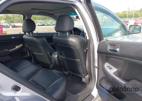 2004 Honda Accord 3.0 Ex z USA, uszkodzony, nr VIN 1HGCM66504A094325